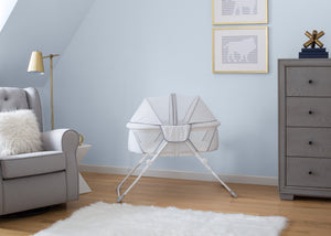 EZ Fold Ultra Compact Travel Bassinet  Inner Circle (2284) 25402-2284 0