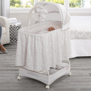 Simmons Kids® Silent Auto Gliding Deluxe Bassinet 7