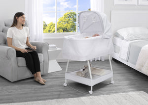 Delta Children Silent Auto Gliding Elite Bassinet - Odyssey (2020) 701405-2020 0